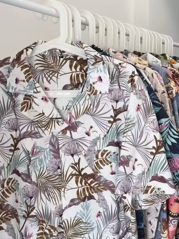 เสื้อเชิ้ตลายดอกไม้สไตล์ไทยวิน - Vintage Hawaiian Floral Shirt บทวิจารณ์และราคา